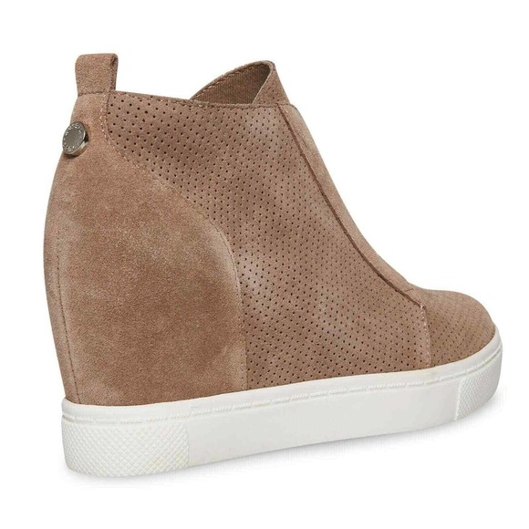 Steve Madden Hidden Wedge Sneaker Side Zipper Taupe Suede Women's Size 8 - Picture 2 of 8